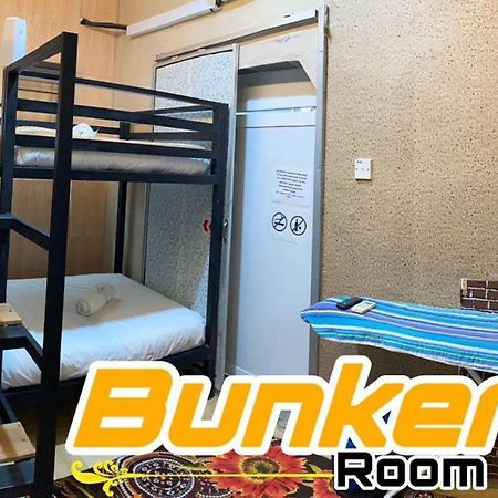 Pine Hotel Batu Gajah Buitenkant foto